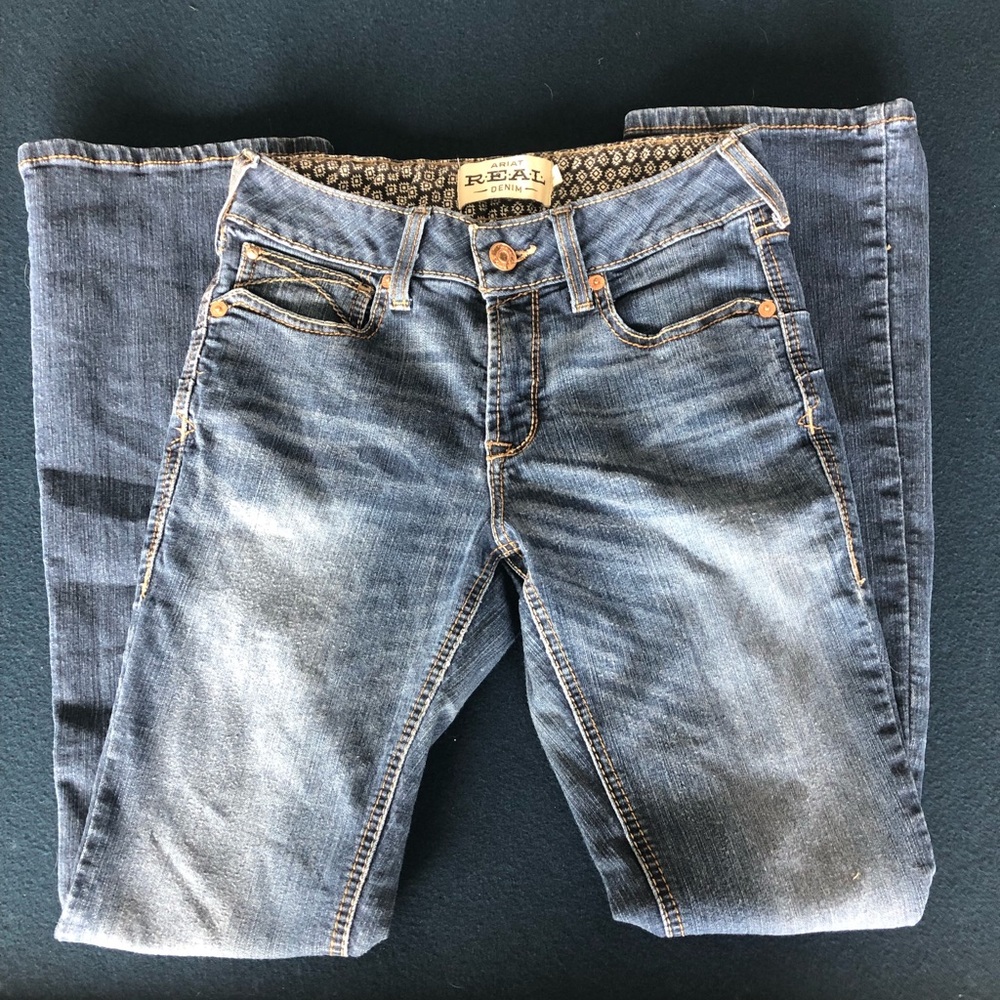 Ariat size 28 perfect boot cut jeans